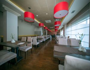 Iness Hotel Image two