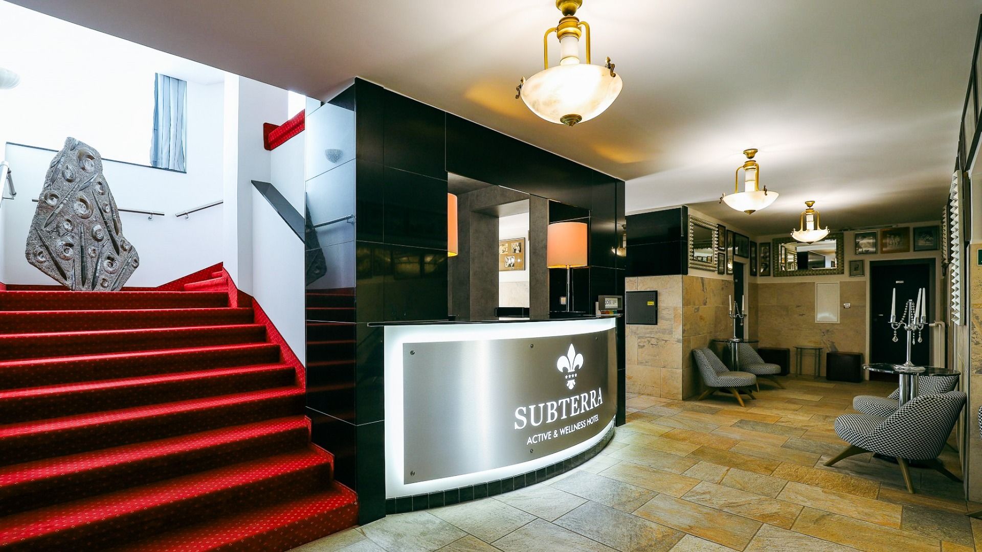 Hotel Subterra***