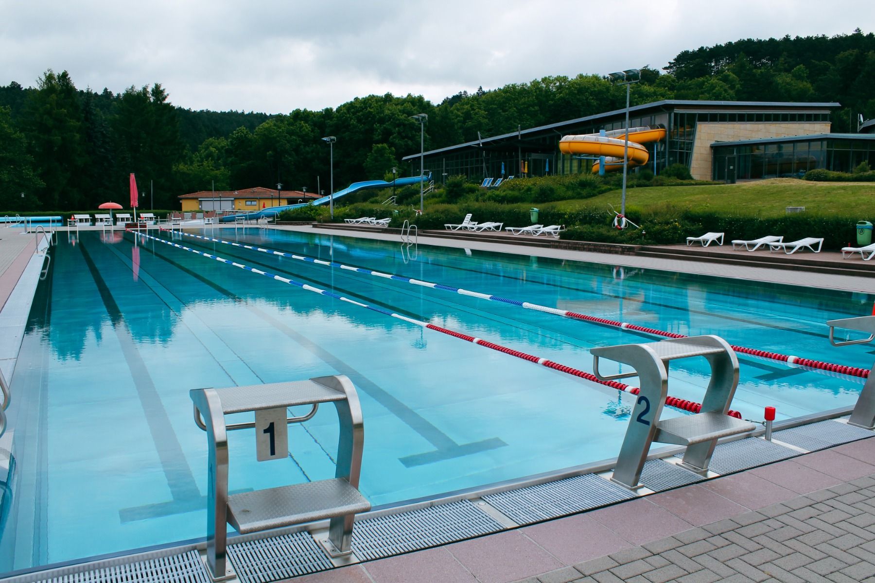 Outdoor Schwimmbad im Freizeitzentrum Rohrer Stirn in Meiningen
