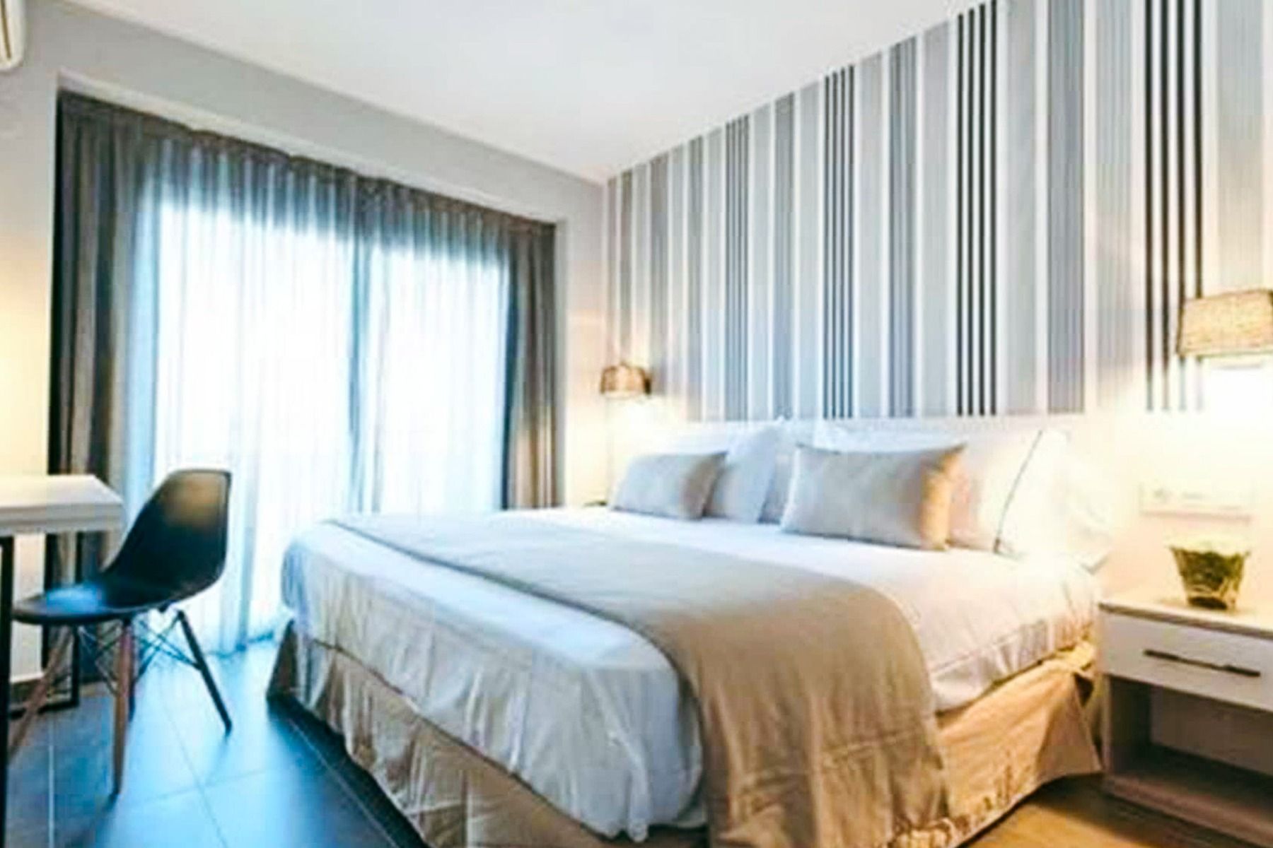 New Hotel Colon