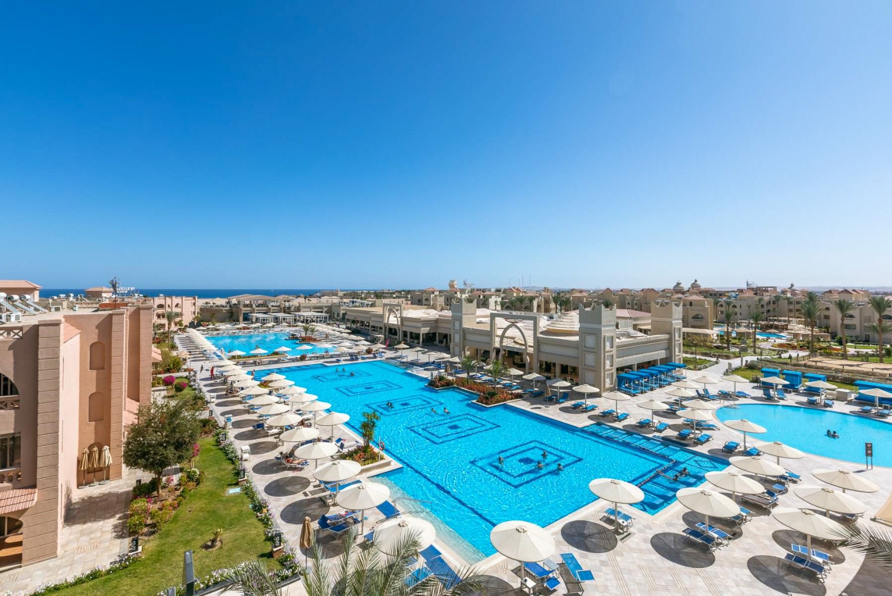 Aqua Vista Resort