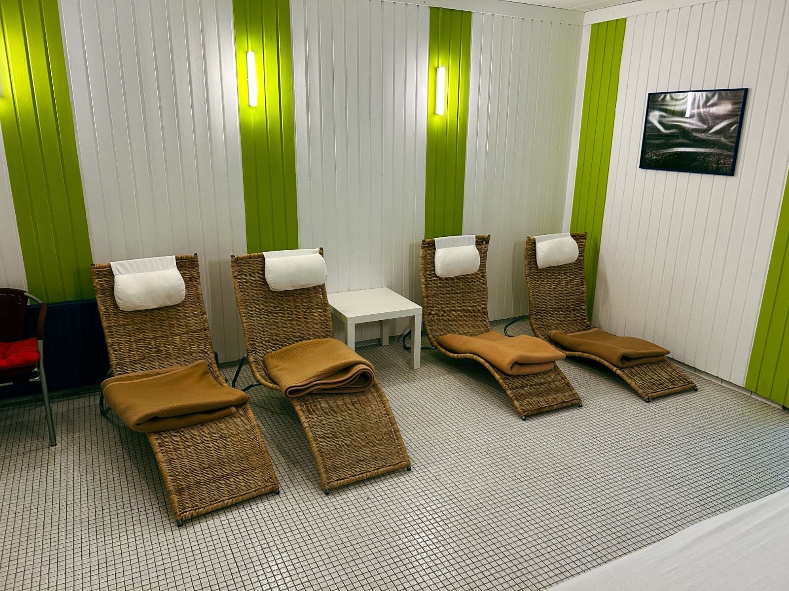 Liegen im Wellnessbereich im Sport und Seminar Center Radevormwald 