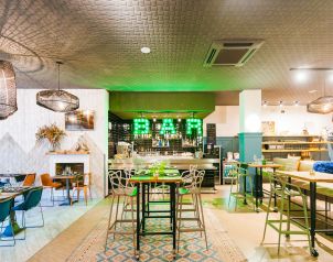 New Hotel Colon Image three