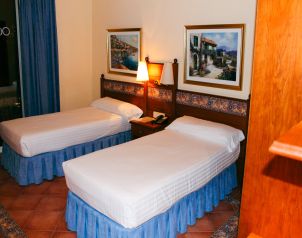 Hotel Coral Platja Image three