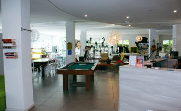 Meet Hostel