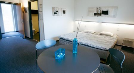 https://www.schwimmtrainingslager.com/de/media/catalog/product/cache/da432fc9ee79dfca32e073c2235ab4d7/s/c/schwimmtrainingslager_danhostel_esbjerg3.jpg