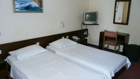 https://www.schwimmtrainingslager.com/de/media/catalog/product/cache/da432fc9ee79dfca32e073c2235ab4d7/s/c/schwimmtrainingslager_hotel_opatija4.jpg