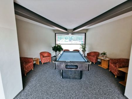 https://www.schwimmtrainingslager.com/de/media/catalog/product/cache/da432fc9ee79dfca32e073c2235ab4d7/s/c/schwimmtrainingslager_sporthotel_kapfenberg3.jpg