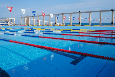 Kurzbahn oder Langbahn im Schwimm-Trainingslager: Unterschiede, Vorteile und Trainingseffekte