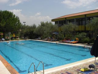 Trainingslager Schwimmen im Sporthotel Olimpo in Garda (Italien)
