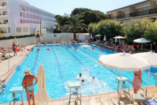Trainingslager Schwimmen im Hotel Janeiro in Can Picafort (Spanien)